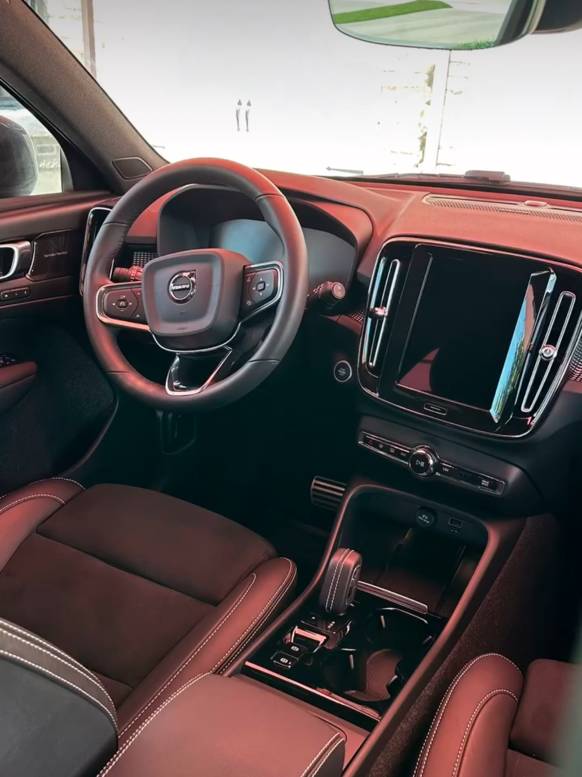 Toronto car detailing service - Complete interior restoration
