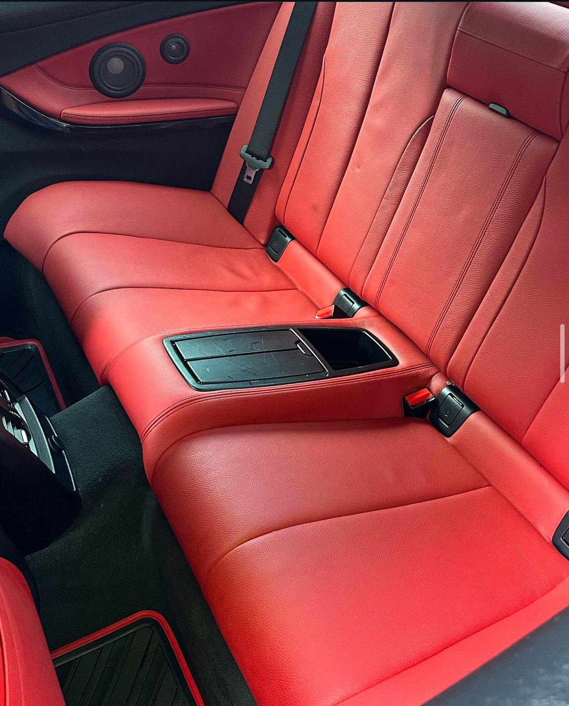 Best car detailing Toronto - Premium interior cleaning service